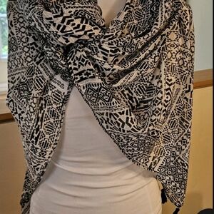 Black & White Tassel Fringe Tribal Poncho Scarf Wrap with Open Sides Sarong